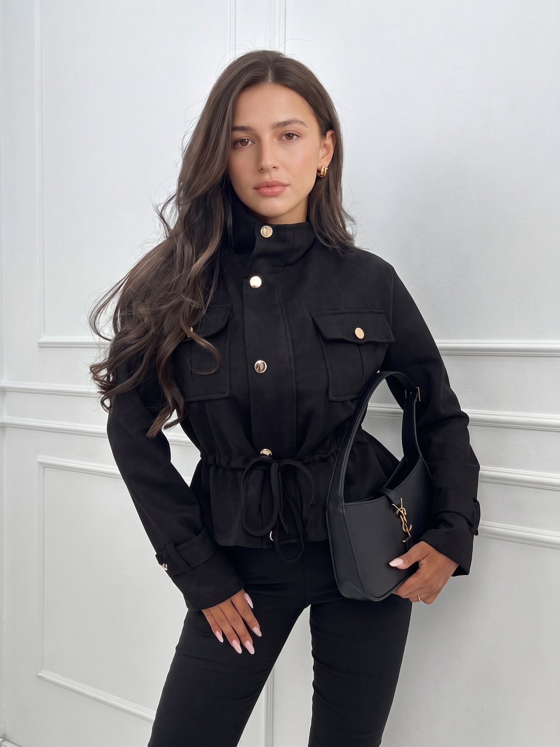 Jacheta de Damă Royal tip Velur: Eleganța Șoptită